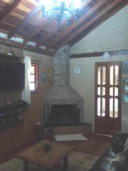 Casa Aconchegante Na Serra. Santo Antônio do Pinhal Buitenkant foto