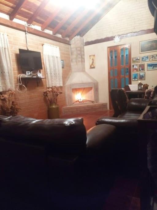 Casa Aconchegante Na Serra. Santo Antônio do Pinhal Buitenkant foto